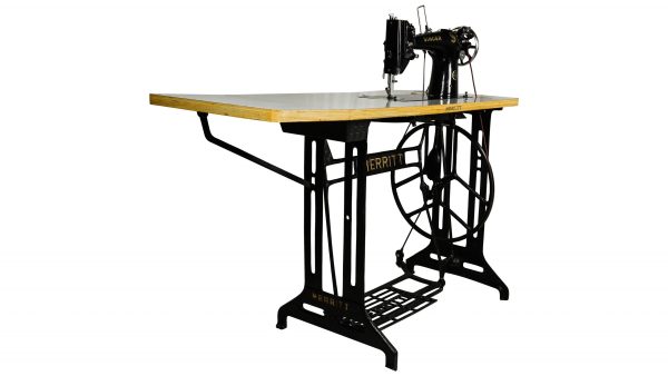 Singer Merritt Universal Sewing Machine – Foot Basic with Indian Hook Set - Murthy Sewing Machines Chennai 1